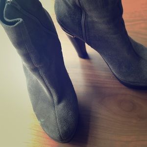DVF gray boots size 8
